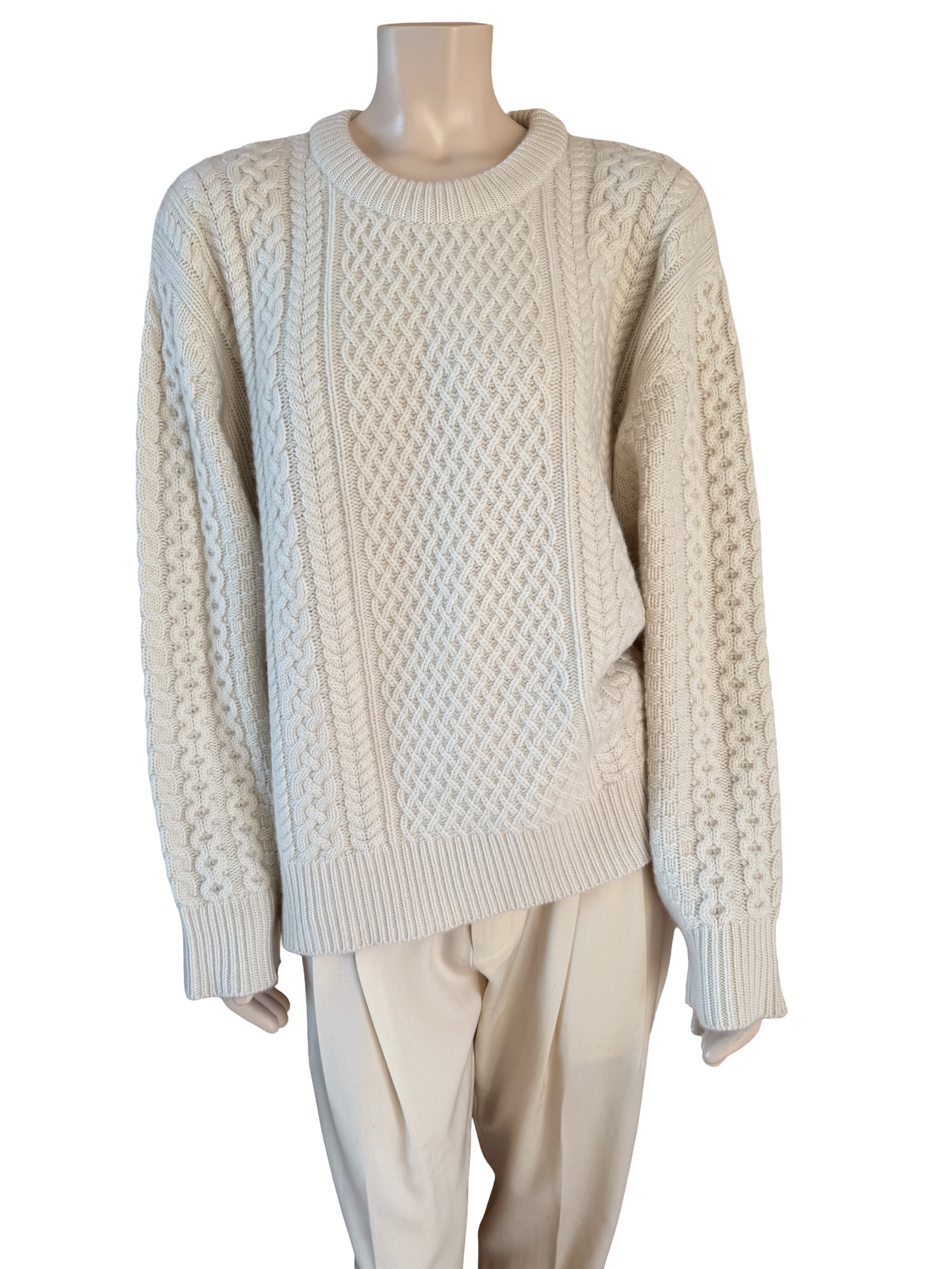 Cashmere Cable Knit Sweater in Ivory Size XL