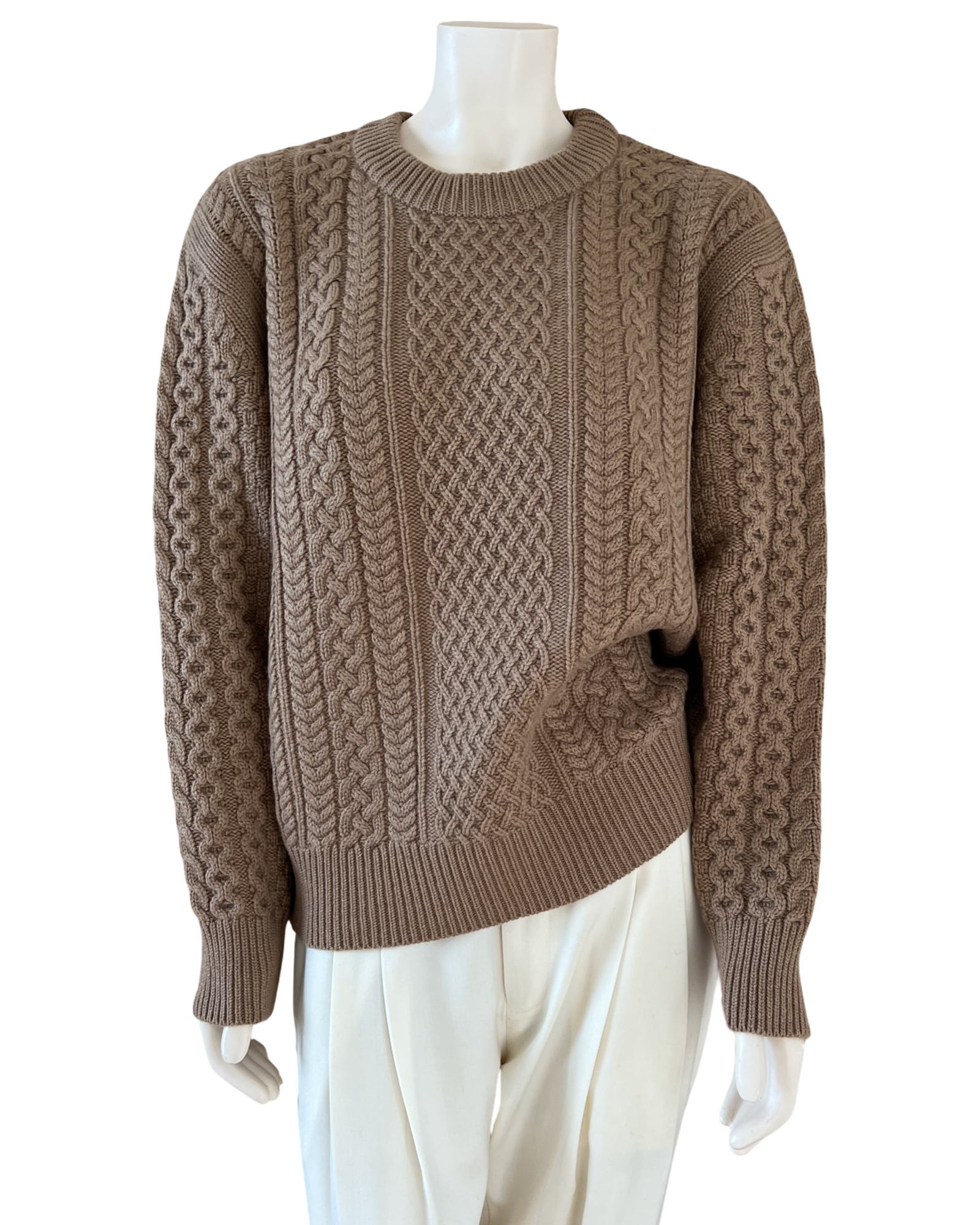 Cashmere Cable Knit Sweater in Classic Camel Size M