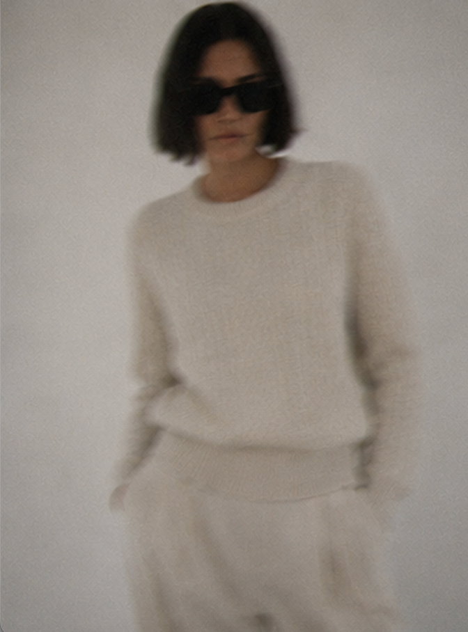 Cashmere Cable Knit Sweater in Ivory