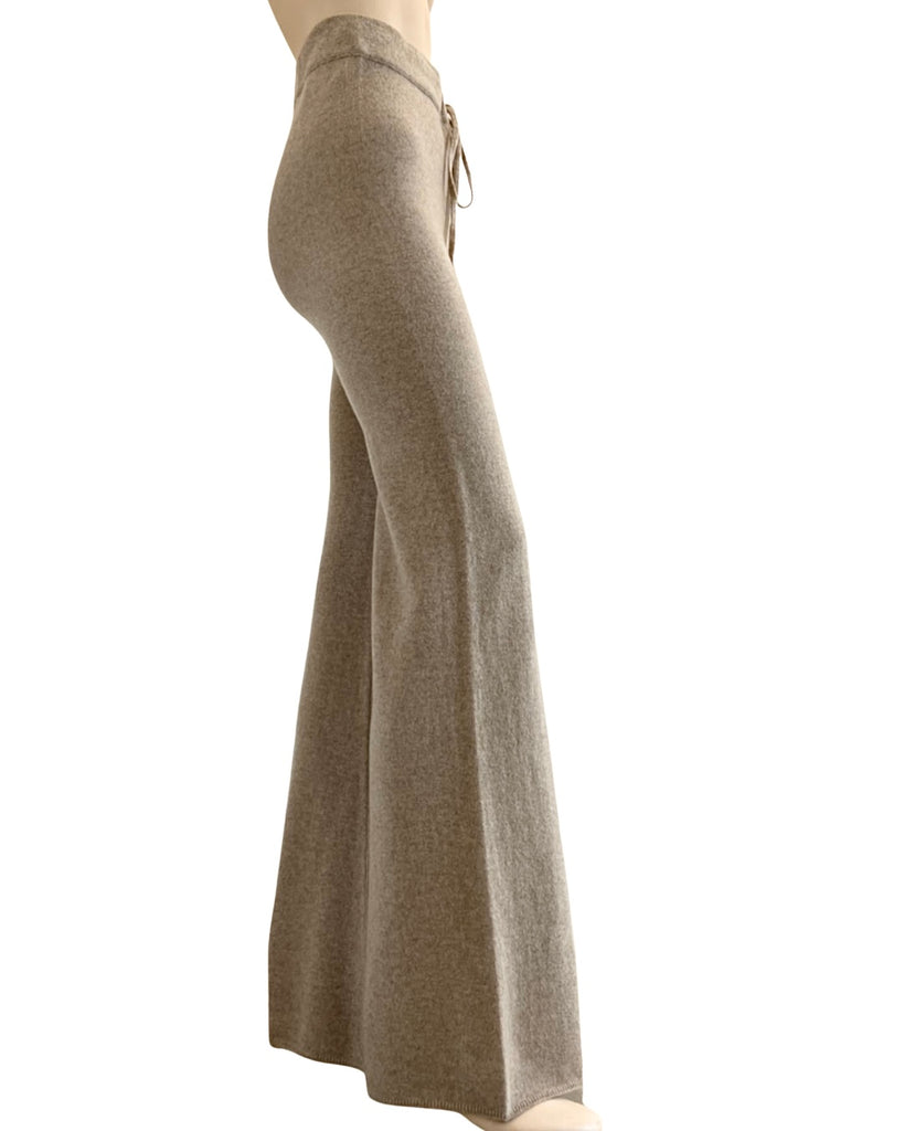 【新品未使用】neemee CASHMERE KNIT PANTS イエロー 新品未使用】neemee CASHMERE KNIT PANTS イエロー